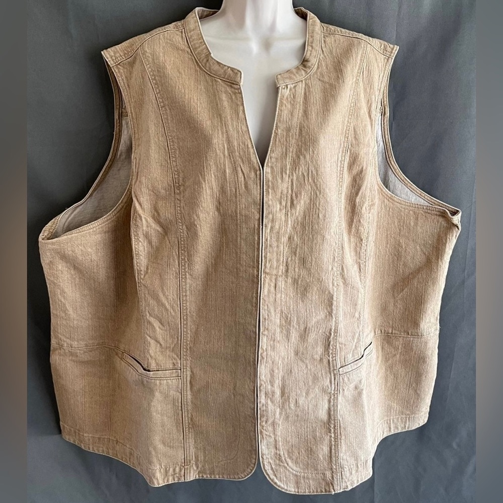 NWOT women's plus size denim vest Liz & Me (5X) MSRP $72